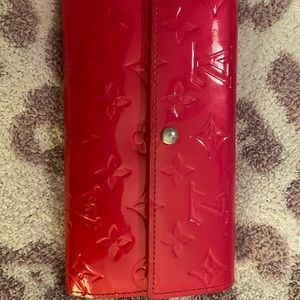 Authentic patent leather vernis wallet
